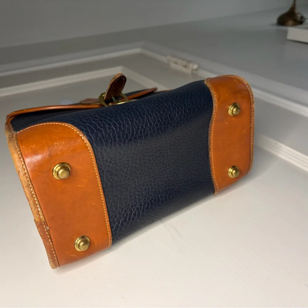 Vintage DOONEY AND BOURKE top handle leather bag - Picture 3 of 9